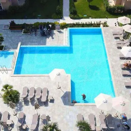 Marea Garden Apartment